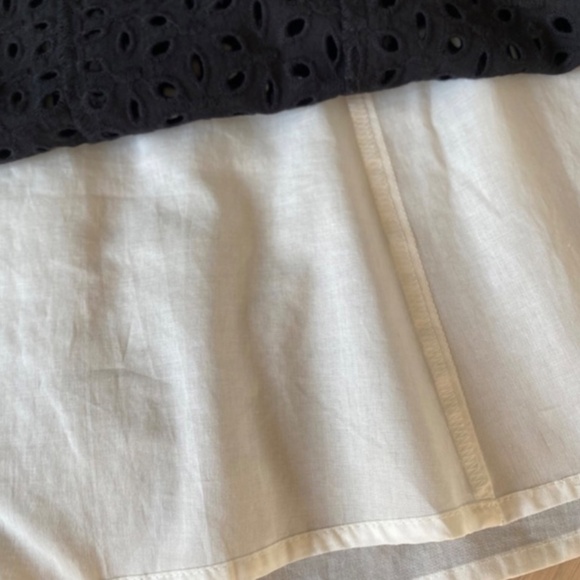 Ann Taylor eyelet skirt - Picture 3 of 6